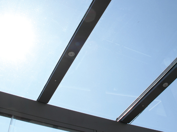 Pergola s presklenou strechou TIRA